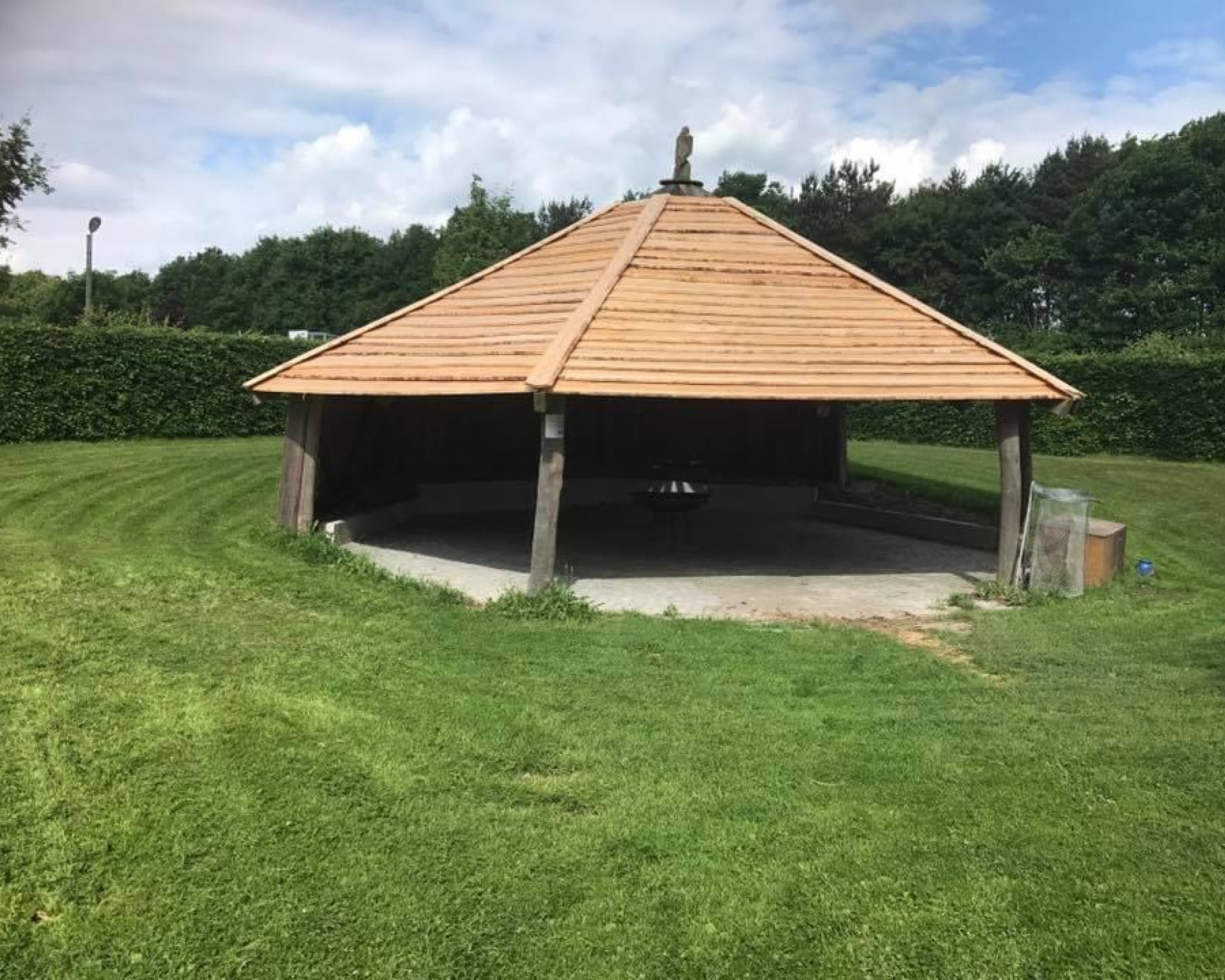 Entreprenør udendørs tilbygning